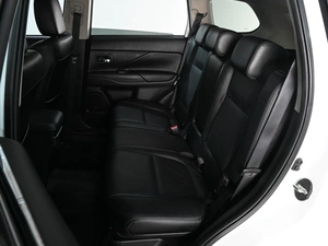 Внедорожник Mitsubishi Outlander 2015 года, 1929000 рублей, Ростов-на-Дону