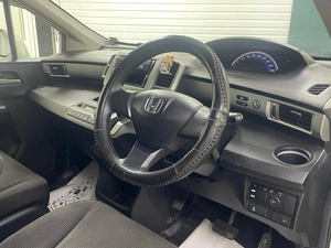 Минивэн Honda Freed 2010 года, 899000 рублей, Ачинск