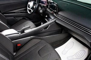 Седан Hyundai Elantra 2023 года, 2319000 рублей, Сургут