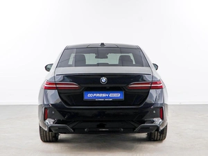 Седан BMW 5 серия 2023 года, 6749050 рублей, Москва