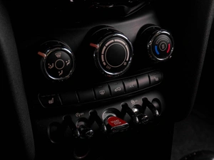 Хетчбэк MINI Cooper 2018 года, 1277000 рублей, Тюмень