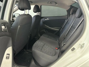 Седан Hyundai Solaris 2015 года, 945000 рублей, Красноярск