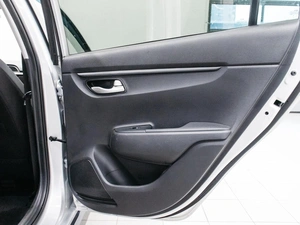 Хетчбэк Kia Rio X-Line 2019 года, 1450000 рублей, Красноярск