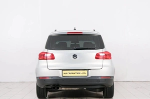Внедорожник Volkswagen Tiguan 2013 года, 1299000 рублей, Красноярск