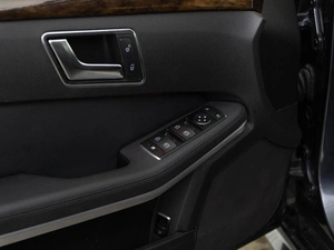 Седан Mercedes-benz E-класс 2012 года, 1659050 рублей, Москва