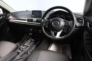 Седан Mazda Axela 2015 года, 1199000 рублей, Новосибирск