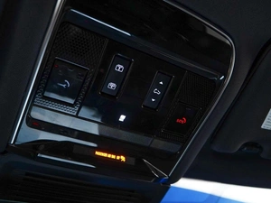Внедорожник Land Rover Range Rover 2022 года, 15599077 рублей, Москва
