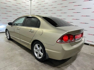 Седан Honda Civic 2007 года, 735000 рублей, Красноярск
