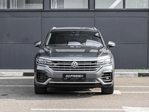 Внедорожник Volkswagen Touareg 2019 года, 4899000 рублей, Кирилловка