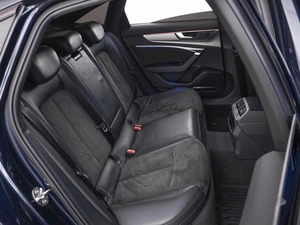 Седан Audi A6 2018 года, 3999785 рублей, Москва