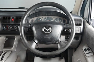 Минивэн Mazda Bongo Friendee 2001 года, 549000 рублей, Тюмень