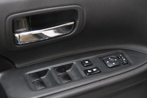 Внедорожник Mitsubishi Outlander 2012 года, 1549000 рублей, Омск