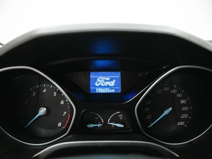 Хетчбэк Ford Focus 2012 года, 679000 рублей, Красноярск