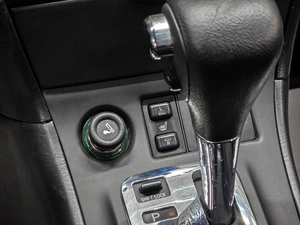 Хетчбэк Toyota Corolla 2005 года, 630000 рублей, Красноярск