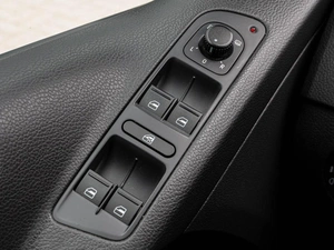 Внедорожник Volkswagen Tiguan 2015 года, 1543000 рублей, Краснодар