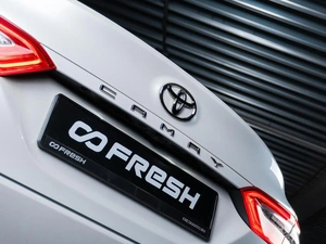 Седан Toyota Camry 2019 года, 3439000 рублей, Сургут