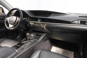 Седан Lexus ES 2013 года, 2400000 рублей, Новосибирск