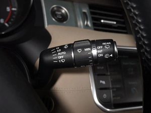 Внедорожник Land Rover Range Rover Evoque 2015 года, 2099777 рублей, Тверь