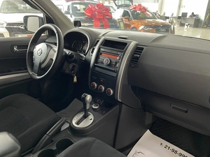 Внедорожник Nissan X-Trail 2011 года, 1297000 рублей, Солонцы