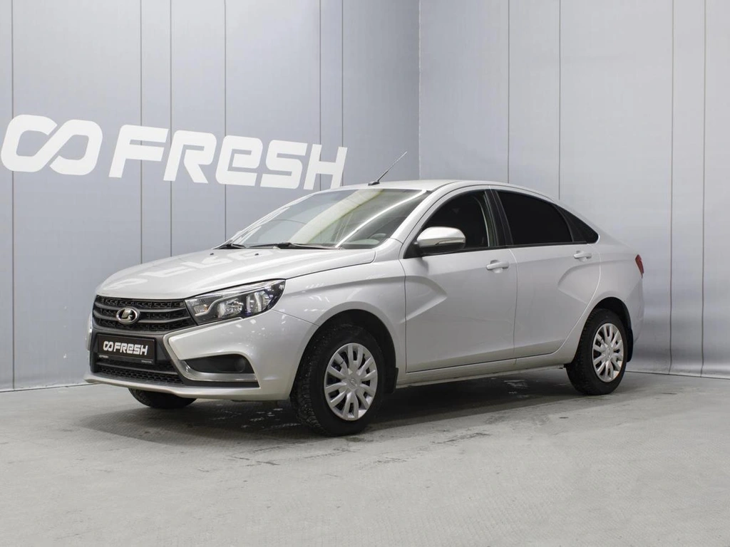 Седан ВАЗ (LADA) Vesta 2019 года, 820000 рублей, Омск