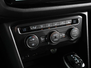 Внедорожник Volkswagen Tiguan 2017 года, 2319000 рублей, Ростов-на-Дону