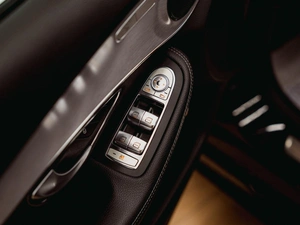 Седан Mercedes-benz C-класс 2019 года, 3150000 рублей, Красноярск