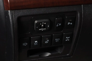 Внедорожник Toyota Land Cruiser 2015 года, 4499000 рублей, Новосибирск