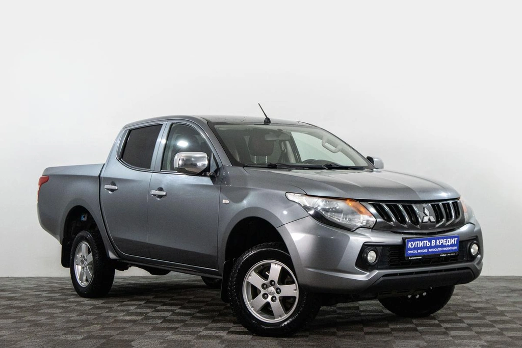 Пикап Mitsubishi L200 2017 года, 2299000 рублей, Сургут