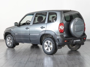 Внедорожник Chevrolet Niva 2019 года, 799000 рублей, Саратов