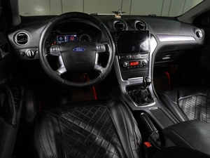 Седан Ford Mondeo 2012 года, 699000 рублей, Воронеж