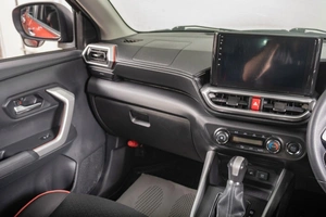 Внедорожник Toyota Raize 2019 года, 1799000 рублей, Томск