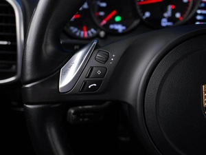Внедорожник Porsche Cayenne 2013 года, 2977077 рублей, Москва