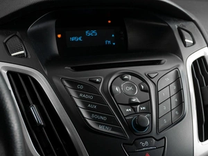 Хетчбэк Ford Focus 2012 года, 899000 рублей, Тюмень