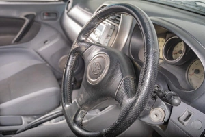 Внедорожник Toyota RAV4 2001 года, 649000 рублей, Томск