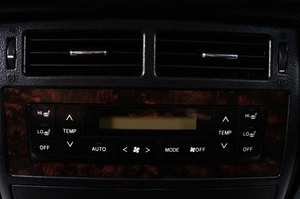 Внедорожник Toyota Land Cruiser 2012 года, 3299000 рублей, Сургут