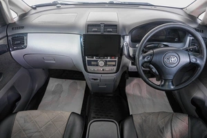 Минивэн Toyota Ipsum 2001 года, 1039000 рублей, Кемерово