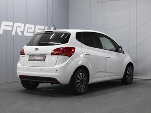 Минивэн Kia Venga 2011 года, 790000 рублей, Омск