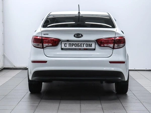 Седан Kia Rio 2016 года, 1080000 рублей, Красноярск