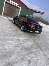 Седан Volkswagen Passat 2011 года, 950000 рублей, Красноярск