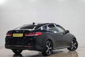 Седан Kia Optima 2016 года, 1549000 рублей, Новокузнецк