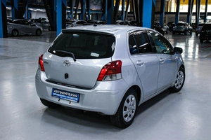 Хетчбэк Toyota Vitz 2008 года, 668000 рублей, Солонцы