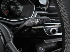 Седан Audi A4 2020 года, 2999000 рублей, Кирилловка