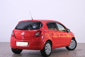 Хетчбэк Opel Corsa 2012 года, 719000 рублей, Омск