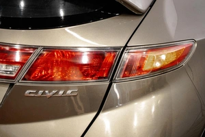 Хетчбэк Honda Civic 2007 года, 799000 рублей, Барнаул