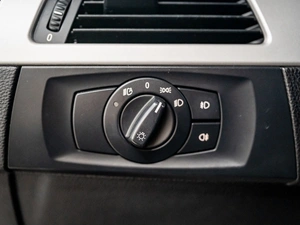 Седан BMW 3 серия 2007 года, 975000 рублей, Красноярск