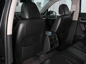 Внедорожник Volkswagen Touareg 2013 года, 2310000 рублей, Аксай