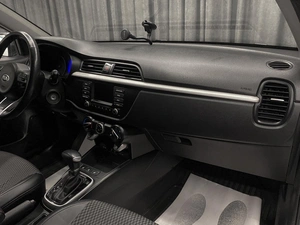 Хетчбэк Kia Rio X-Line 2020 года, 1500000 рублей, Красноярск