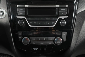 Внедорожник Nissan X-Trail 2016 года, 1799000 рублей, Тюмень
