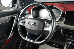 Внедорожник Geely Coolray 2022 года, 1599000 рублей, Тюмень