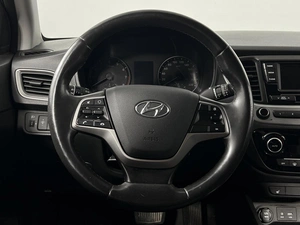 Седан Hyundai Solaris 2019 года, 1249000 рублей, Казань